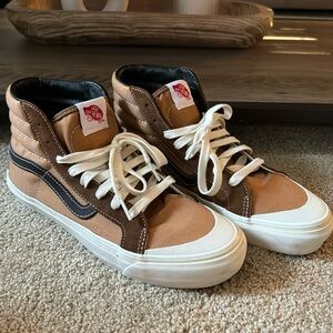 VANS Off The Wall SK8-Hi